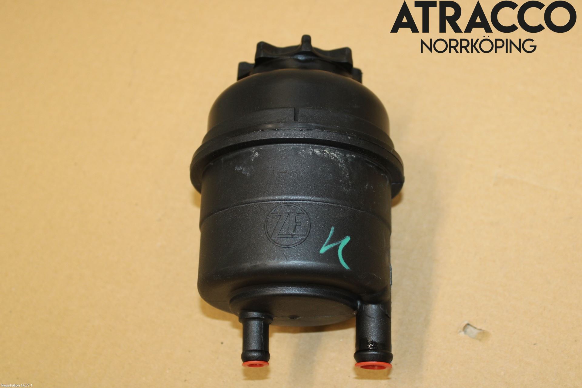 BMW 5 E60/61 Sed/Tou 02-10 Styrservooljebehållare