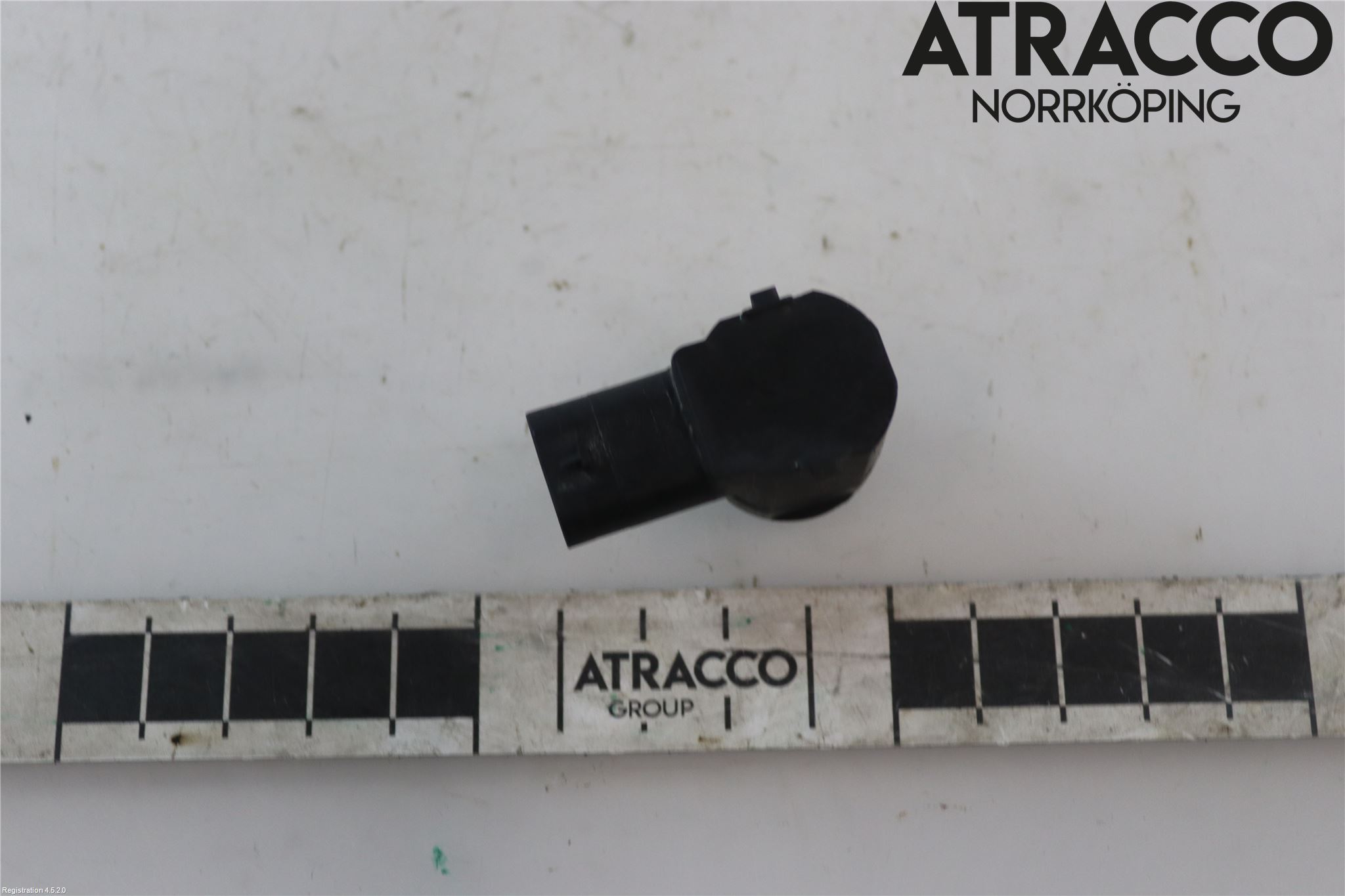 Volvo V40 12-19 Parkeringshjälp Backsensor