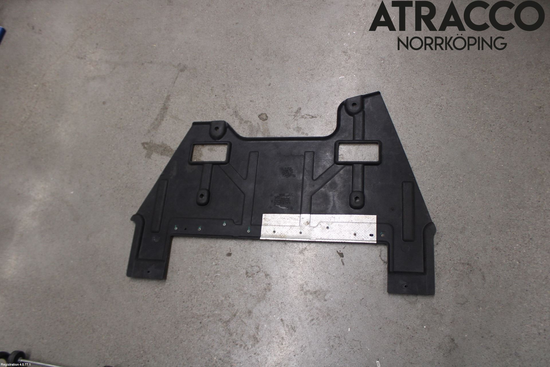 Jaguar E-PACE 17- Hasplåt Plåt-Plast