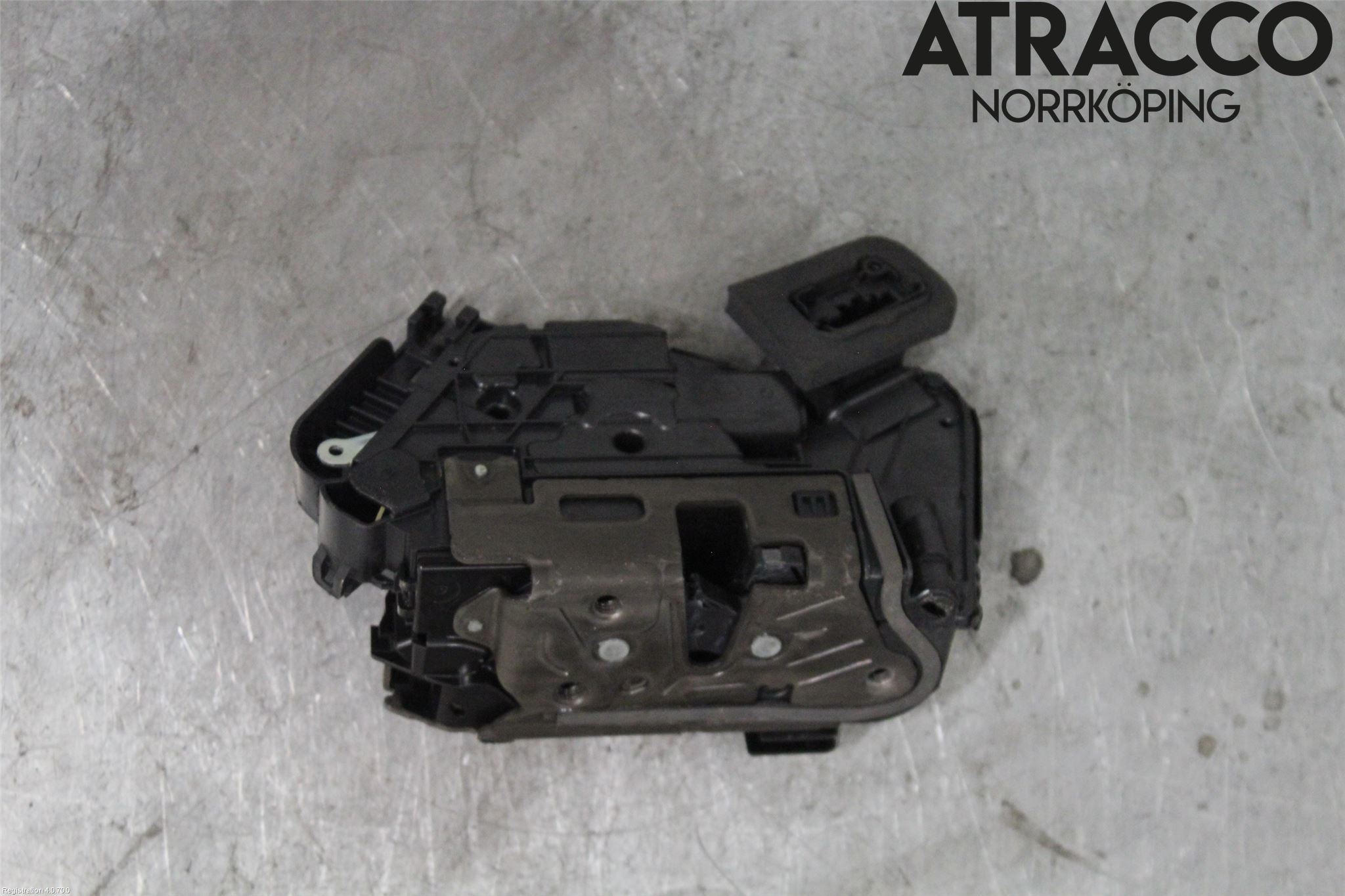 Skoda SUPERB 16-24 Låskista-Dörrlås