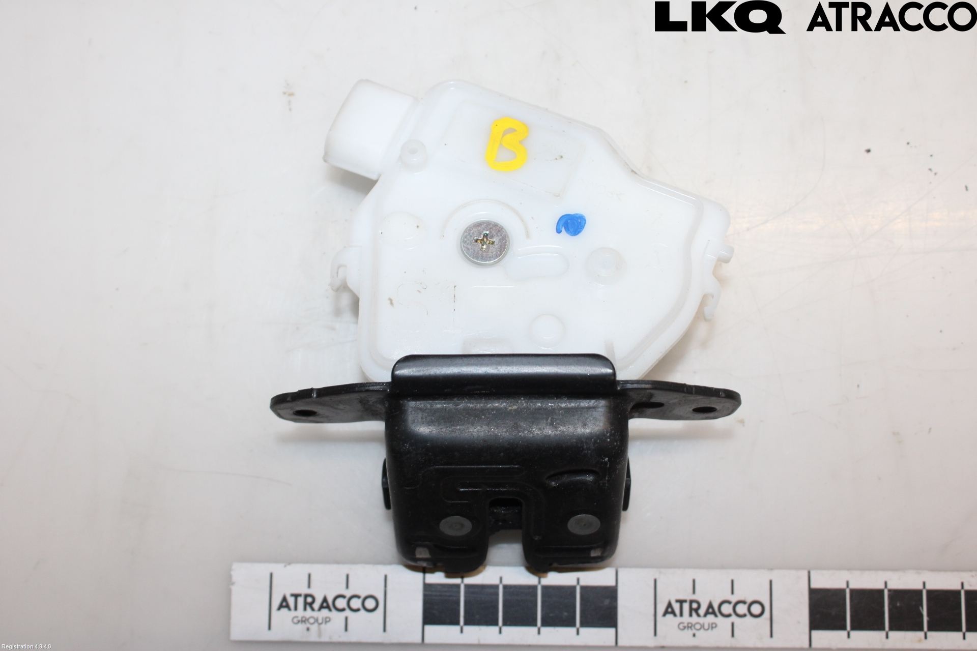 Toyota AURIS 13-19 Låskista Baklucka
