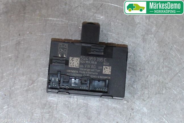 Skoda SUPERB 16-24 Styrenhet Dörr