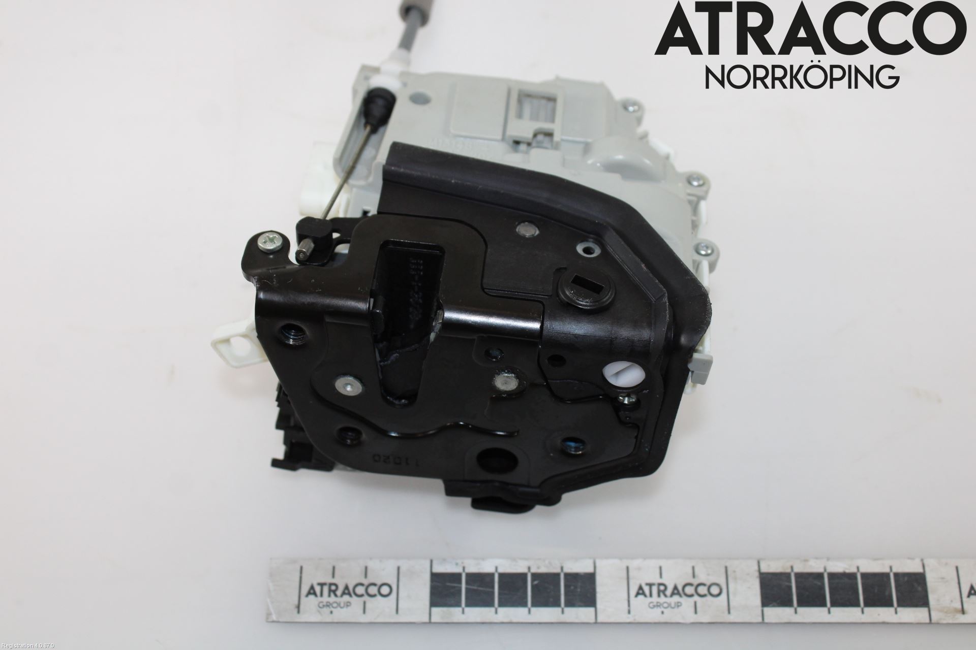 Audi A4/S4 B9 20- Låskista-Dörrlås