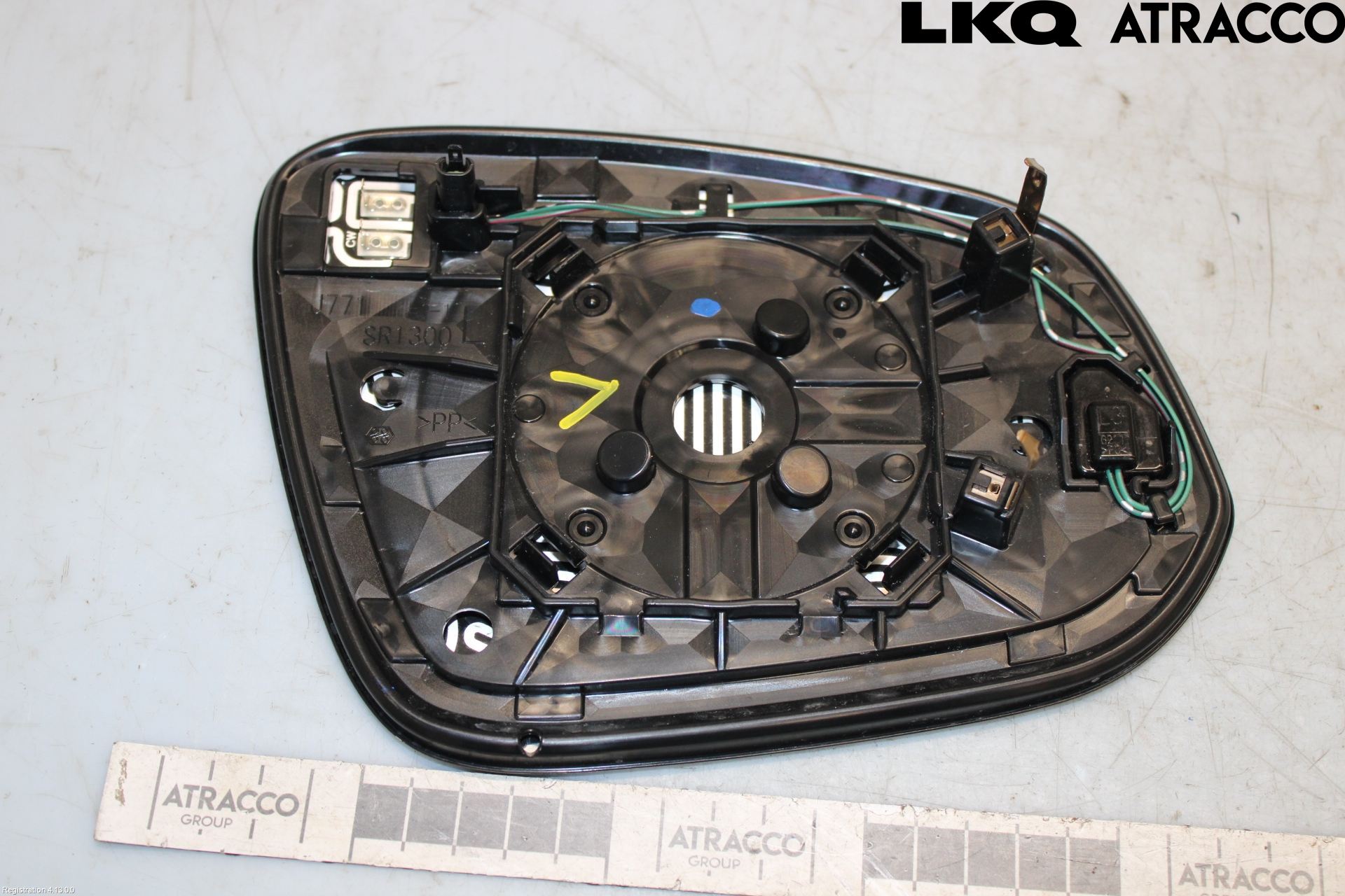 Toyota COROLLA CROSS XG10 22- Spegelglas Vä