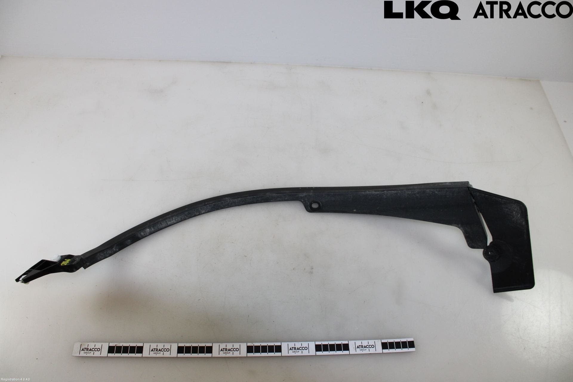 Toyota RAV4 19- List Skärmkant