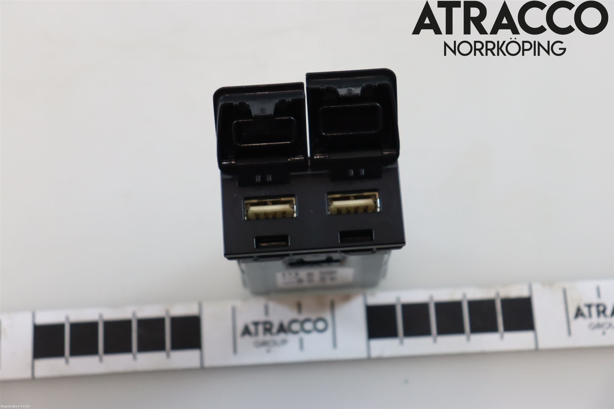 Toyota RAV4 19- Usb Connection