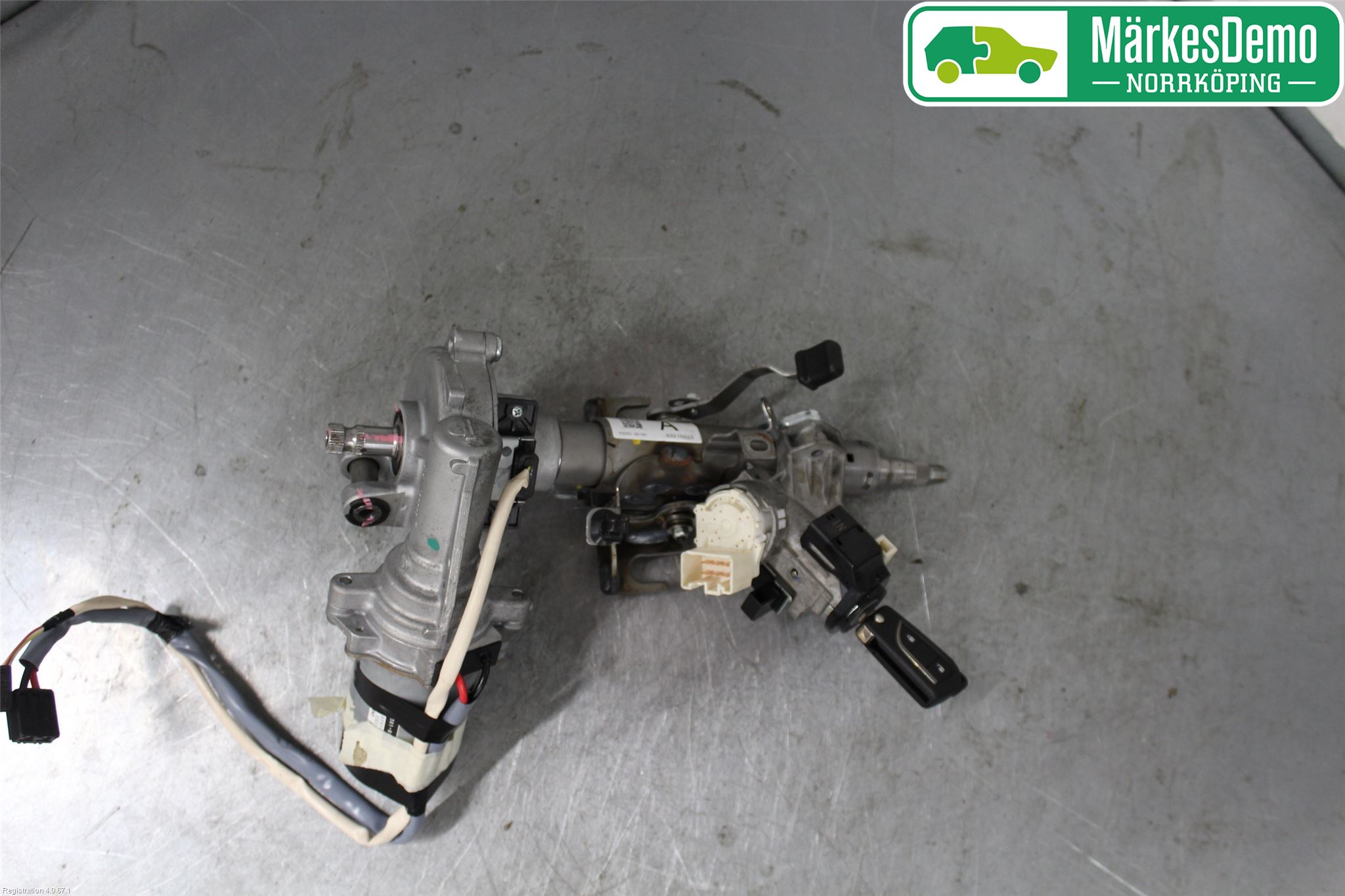 Toyota YARIS XP130 15-20 Rattaxelagg Med Inb Servo