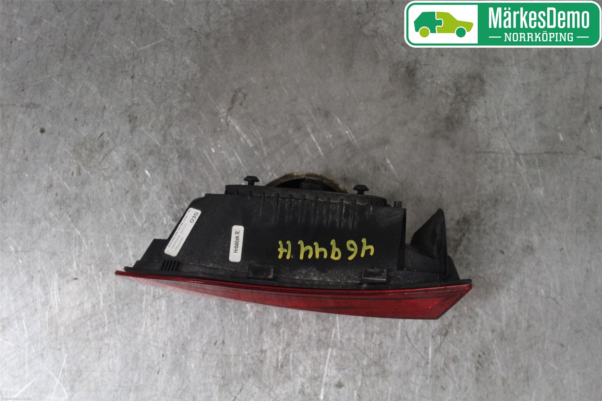 Skoda KAROQ 18- Bakljus Lucka Hö