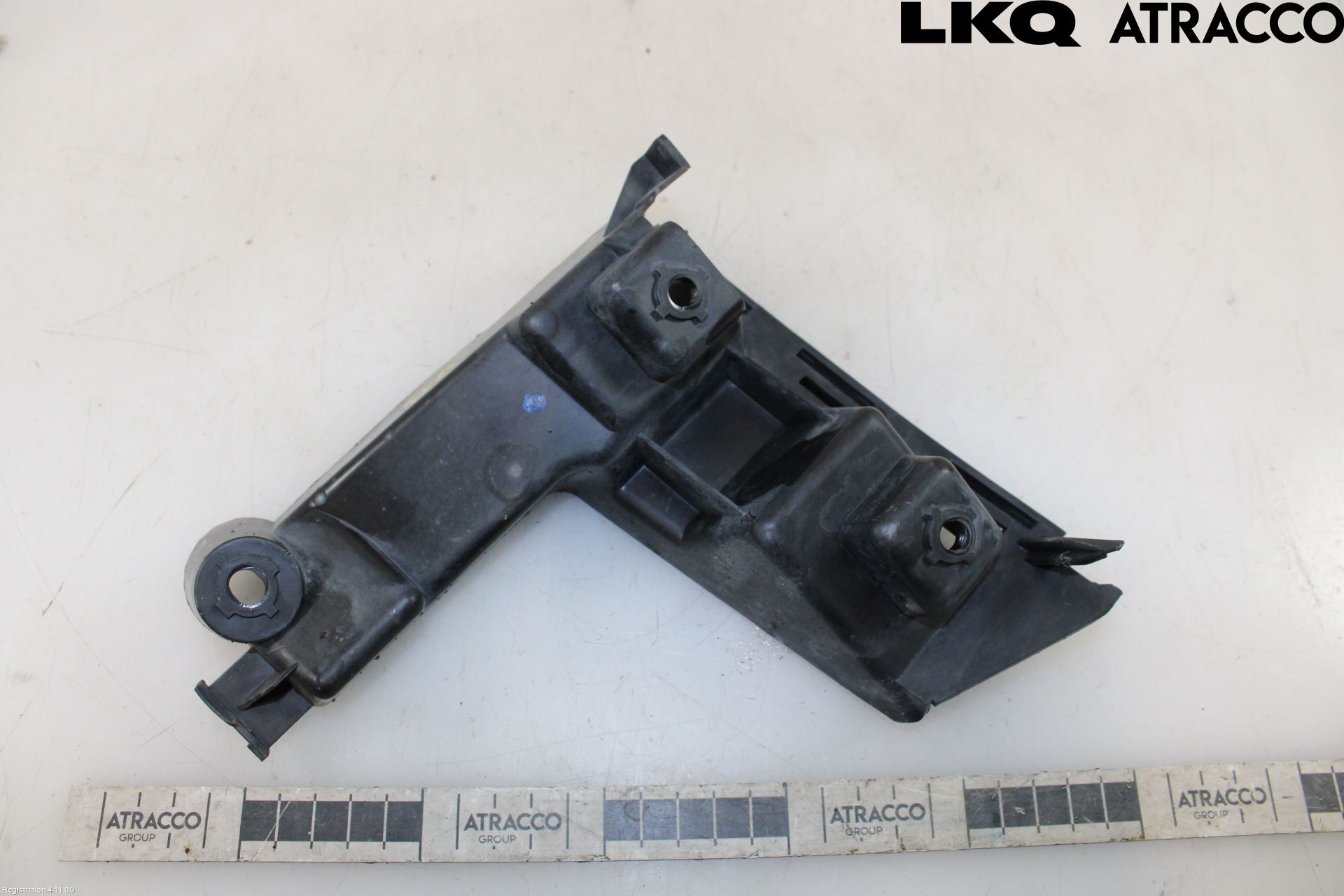 Volvo XC70 14-16 Stötfångarfäste Bak Vä