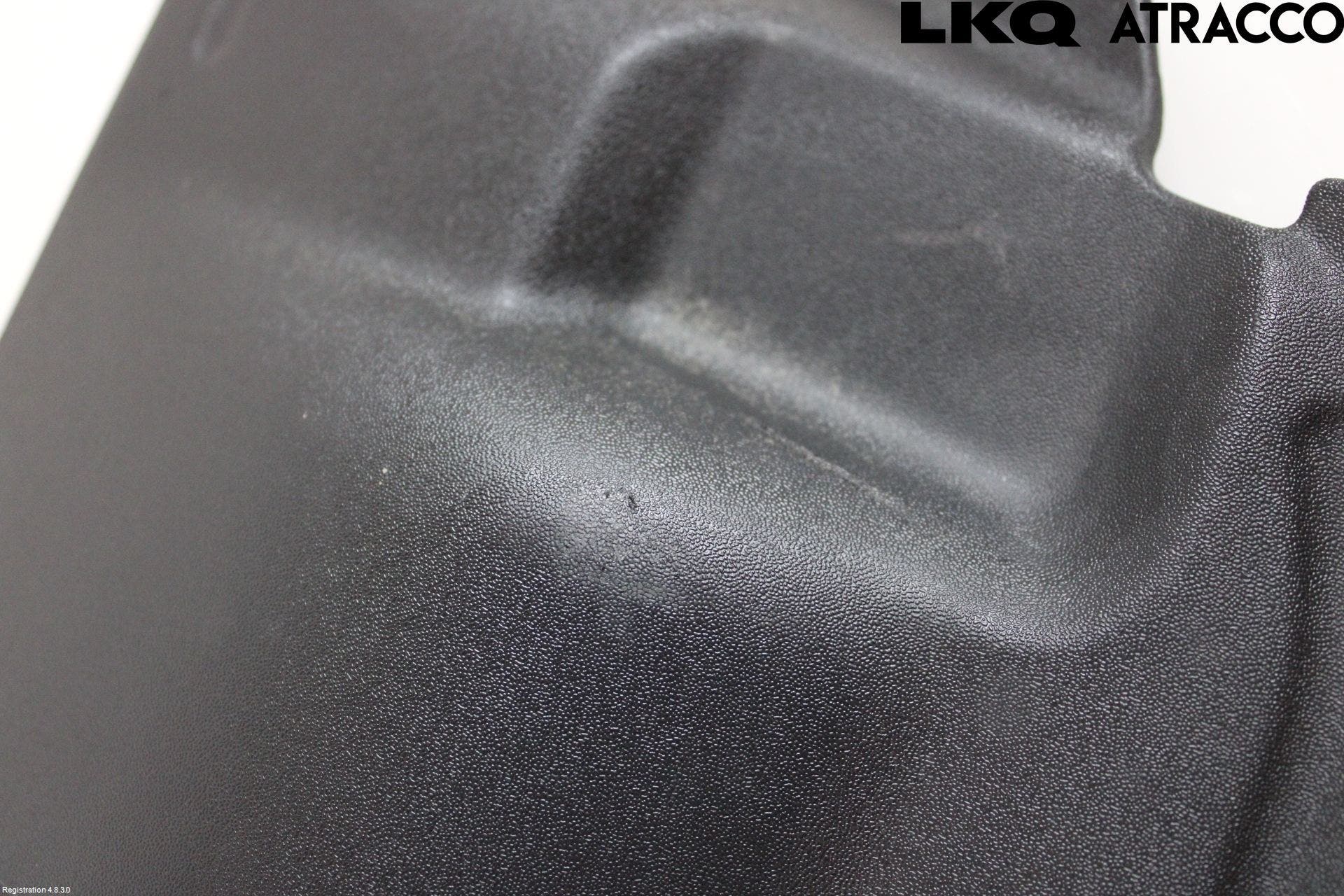 Audi A4/S4 B9 20- Täckplast Front