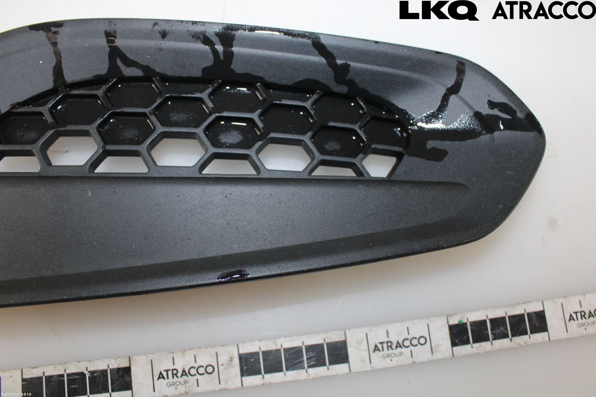 Volvo V60 11-13 Grilldel Vänster