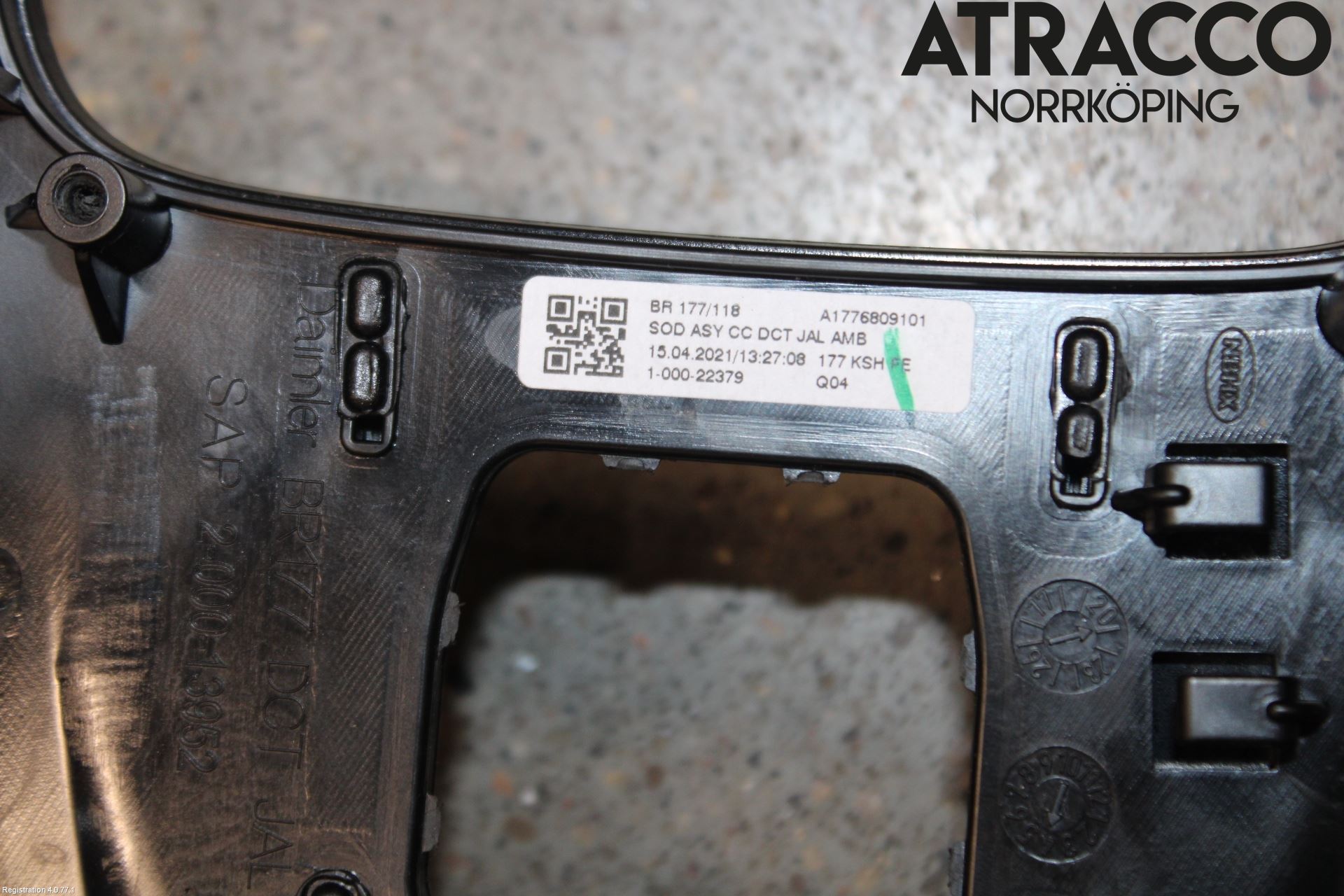 Mercedes-Benz MB CLA-KLASS (C118/X118) 19- Instrumentkonsoll Mitt