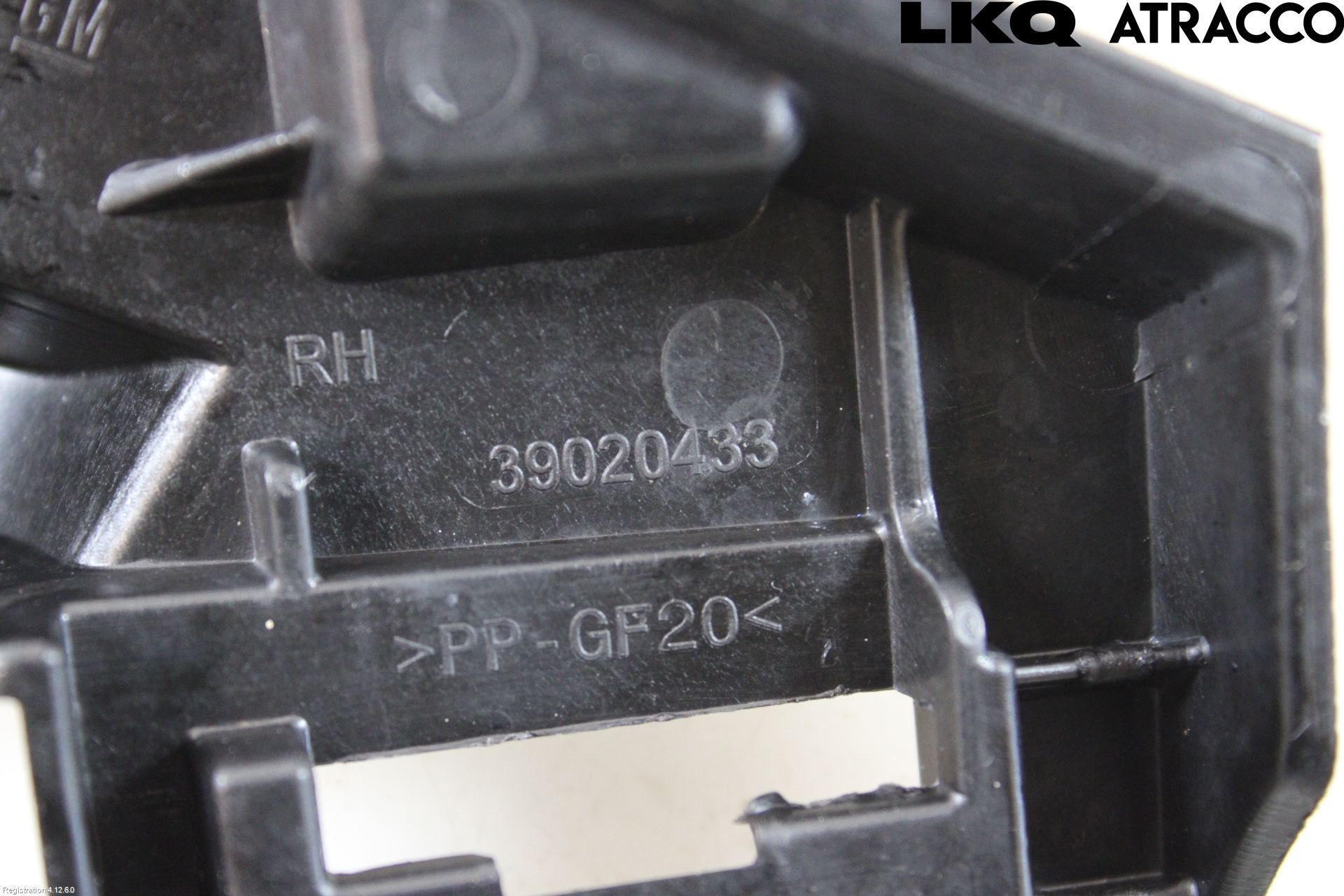 Opel ASTRA K 16-22 Stötfångarfäste Fram Hö