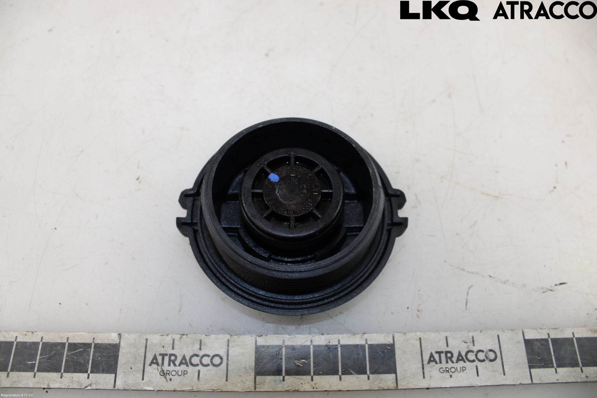 Volkswagen VW PASSAT 11-14 Expansionstank Lock