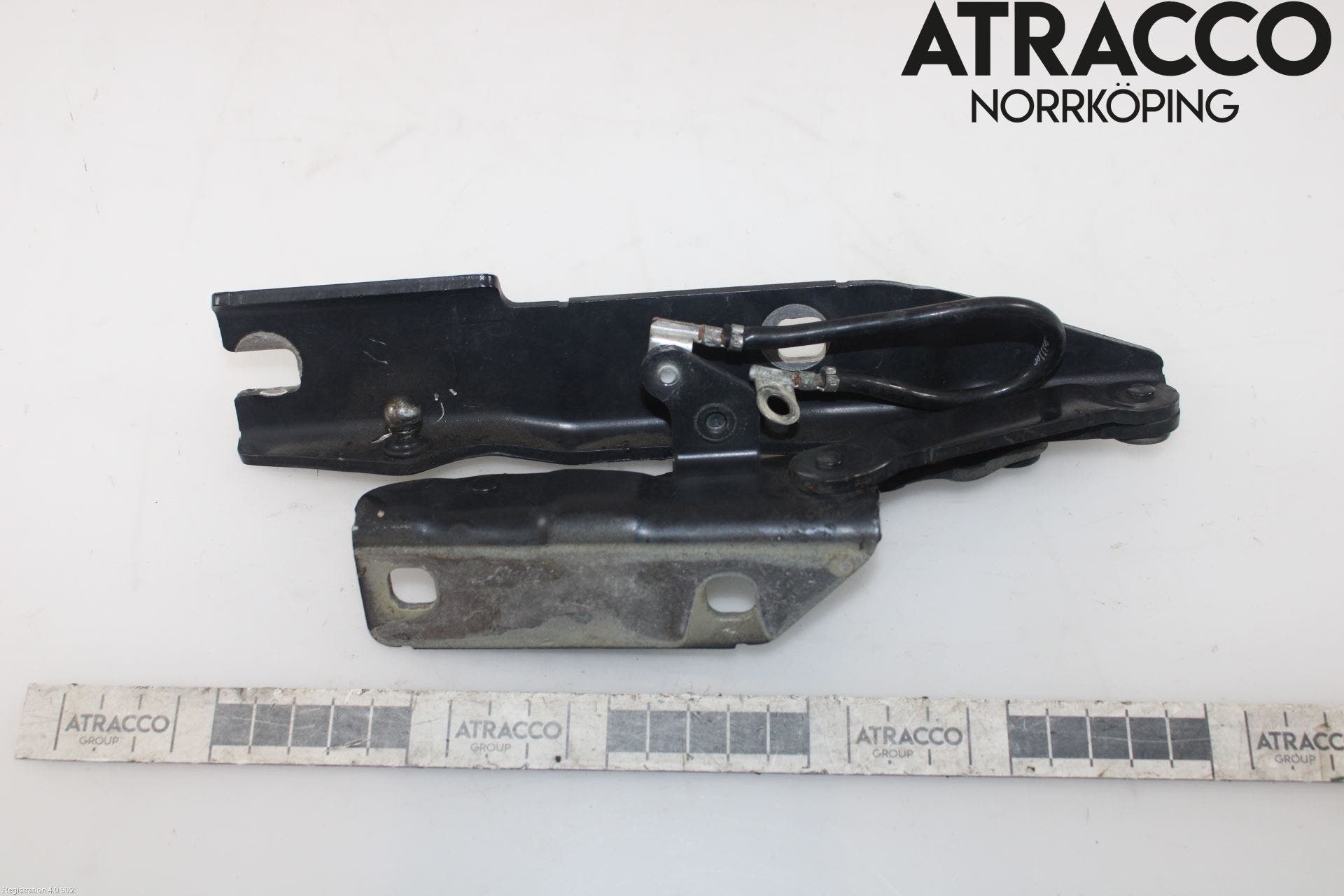 BMW 5 E60/61 Sed/Tou 02-10 Huvgångjärn