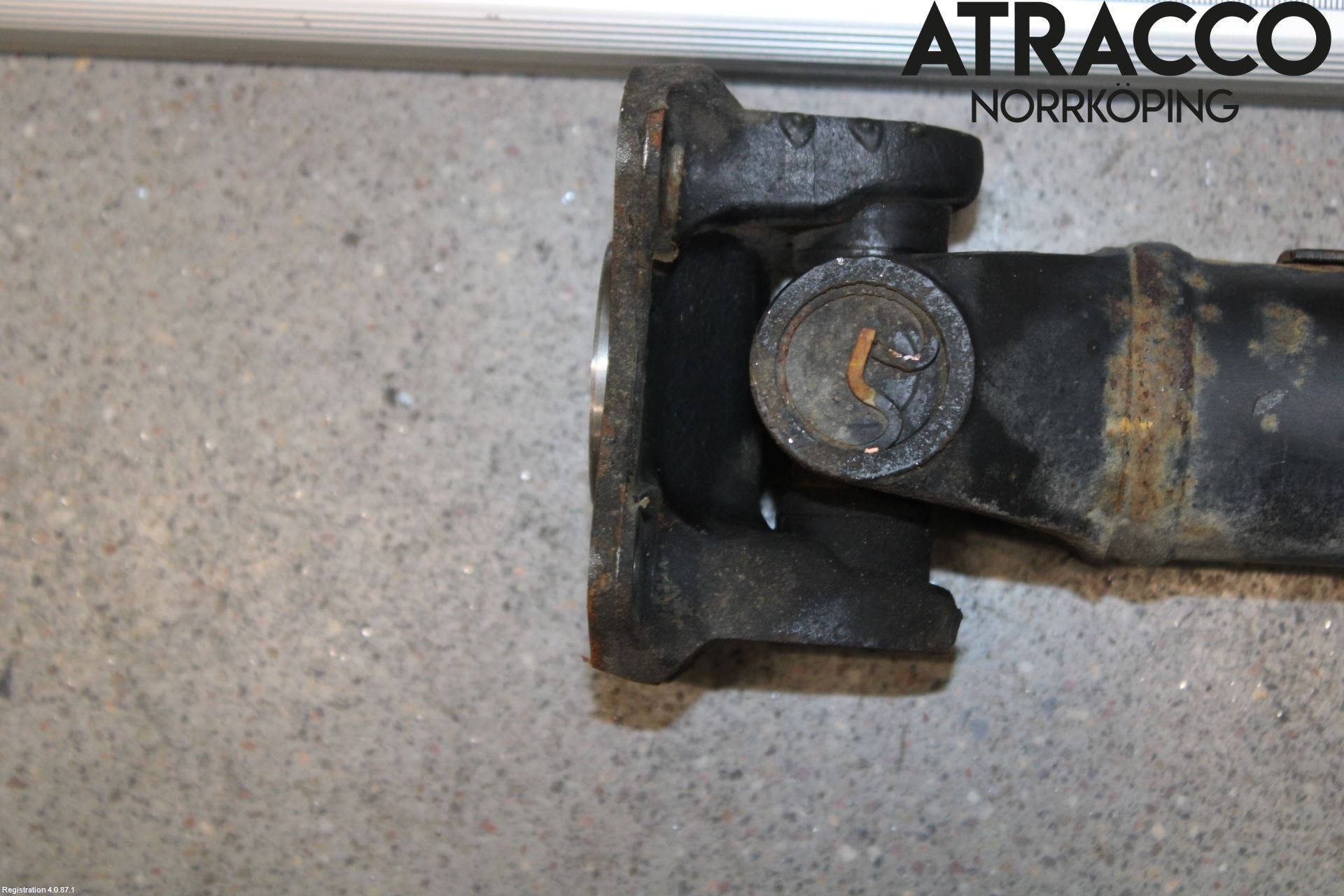 Toyota HILUX 16- Mellanaxel Främre 4Wd