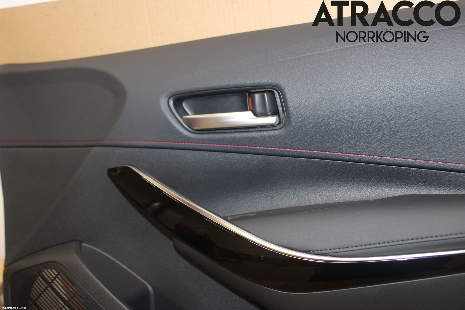 Toyota COROLLA 19- Dörrklädsel Hö