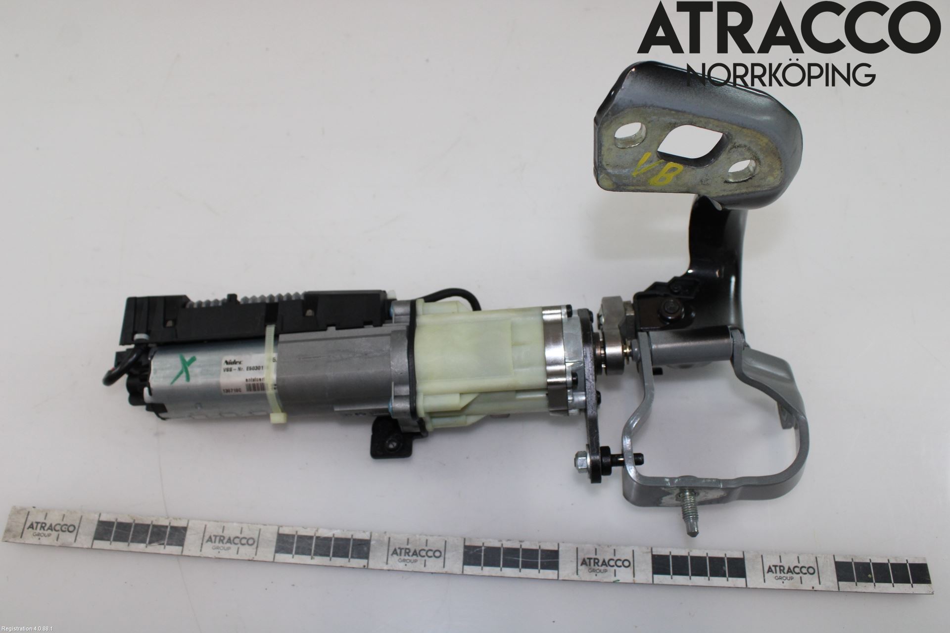 Audi A4 12-15 Bakluckeöppnare Automatisk