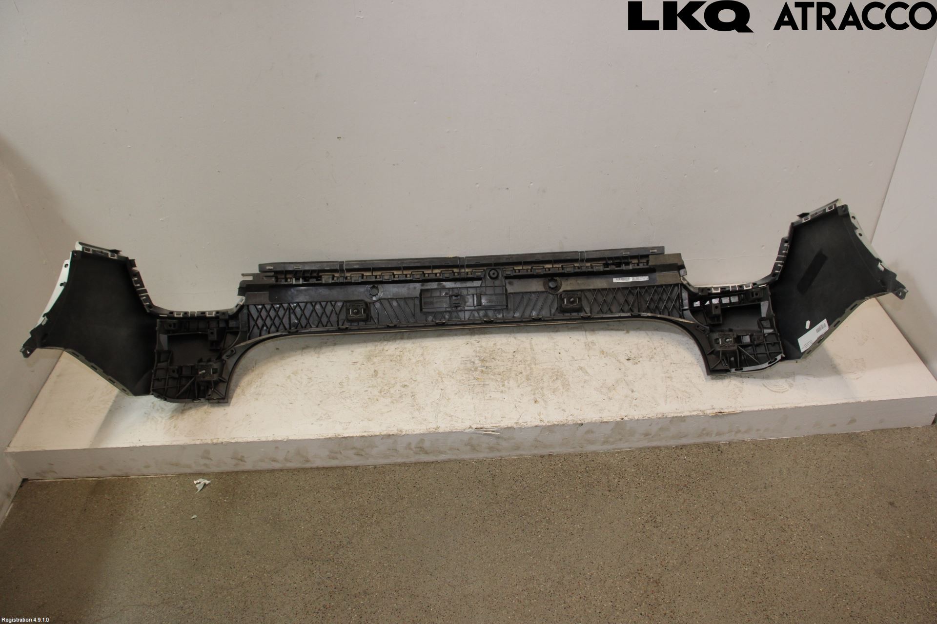 Audi Q3 F3 19- Stötfångarbeklädnad Bak