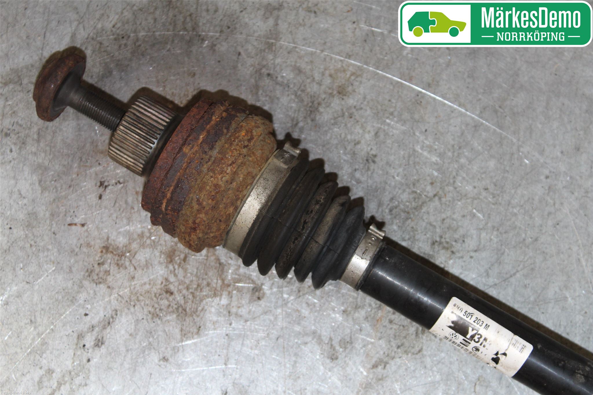 Audi A4 12-15 Drivaxel Bak Höger
