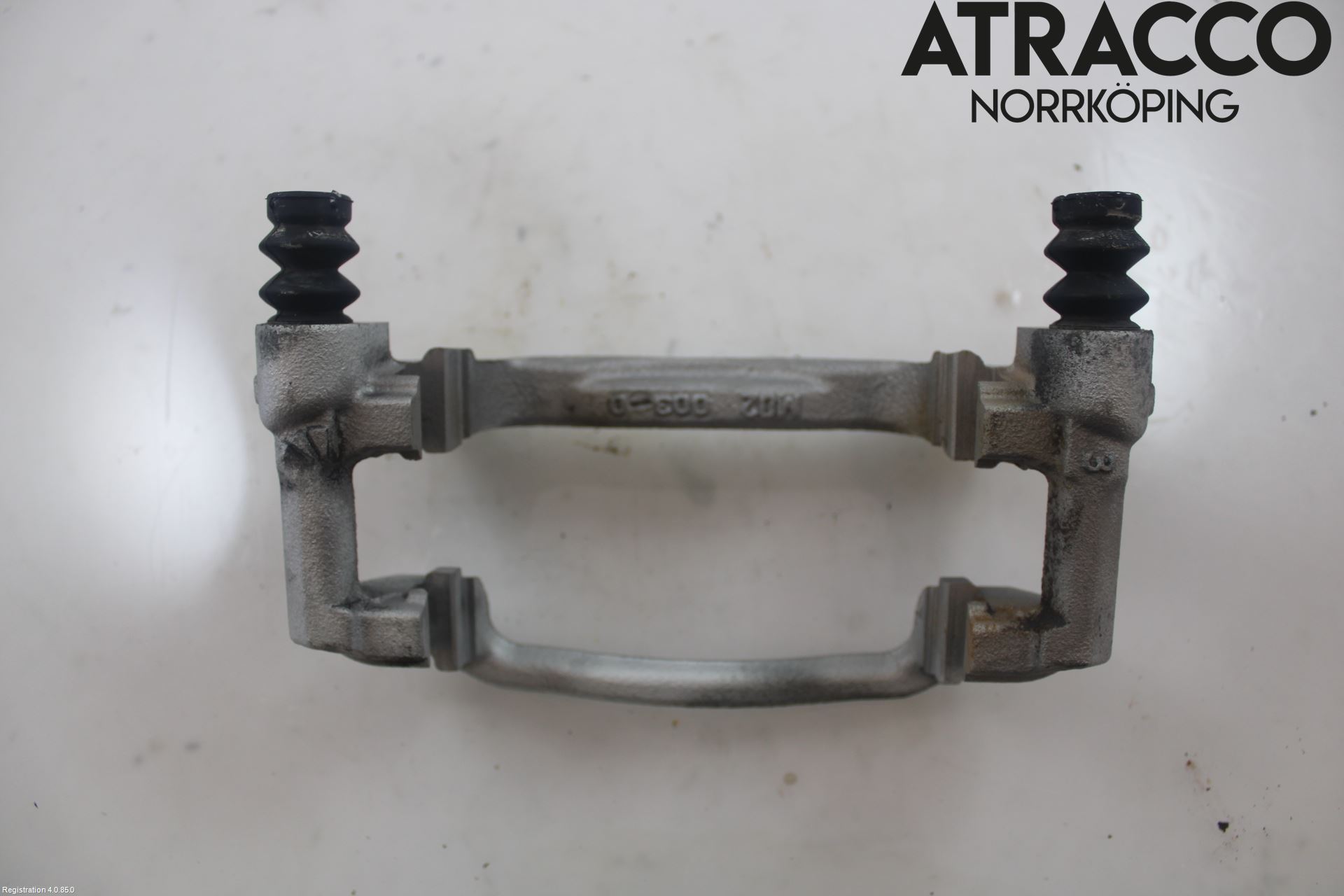 Toyota COROLLA 19- Bromsokshållare