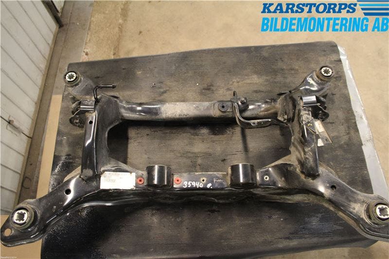 Volvo XC60 14-17 Bakaxelbalk