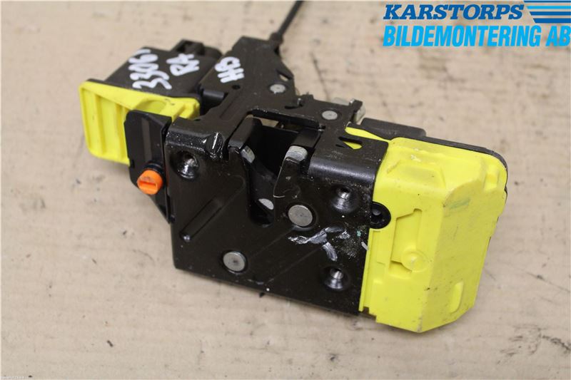 Volvo V70 05-08 Låskista-Dörrlås