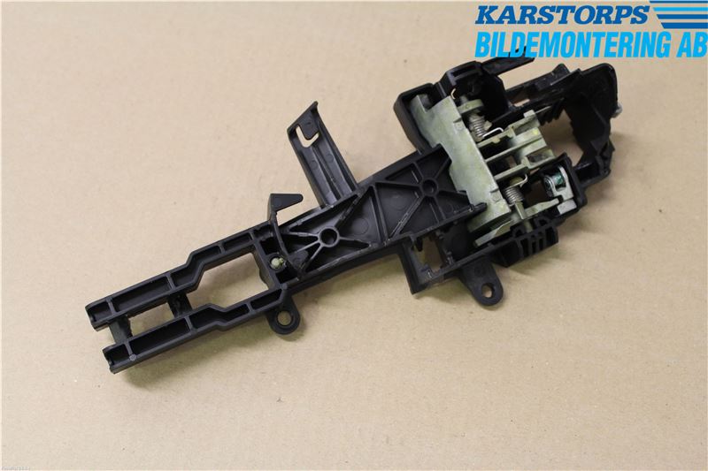 BMW 1 E87/81 5D/3D 03-11 Dörrhandtag Yttre Hö