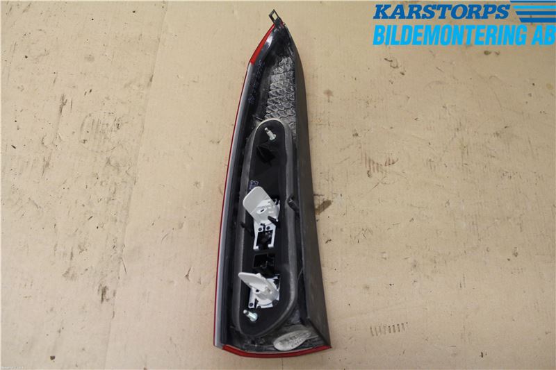 Volvo XC70 05-07 Bakljus Höger