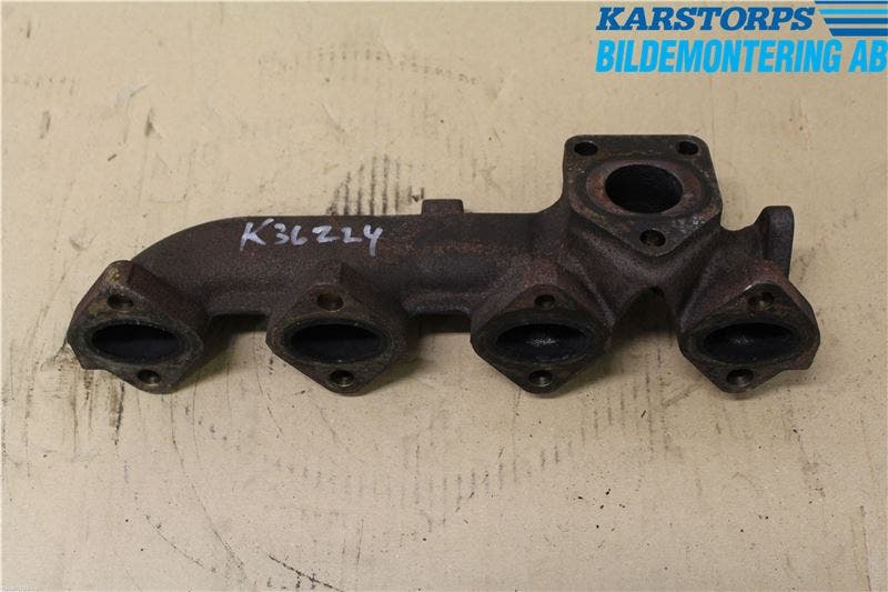 BMW 3 E90/91 SED/TOU 05-12 Grenrör Insug