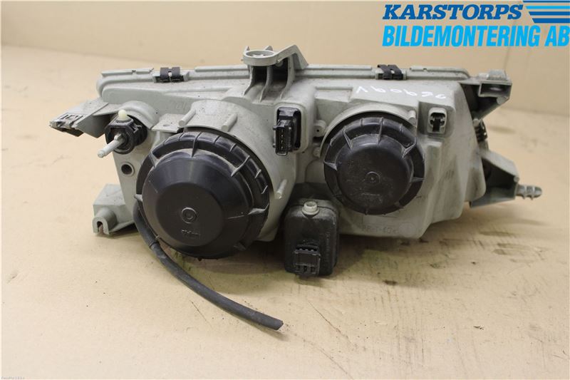 Saab 9-5 -05 Strålkastare Vänster