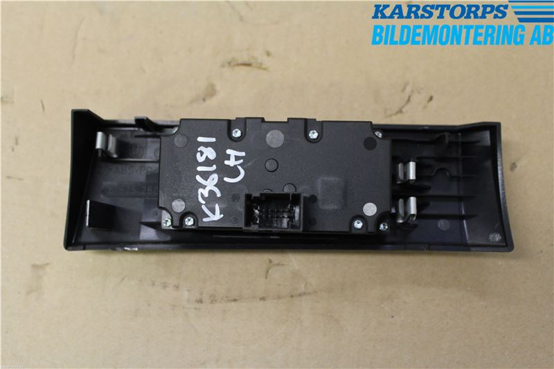BMW 5 E60/61 Sed/Tou 02-10 Strömställare Ljus