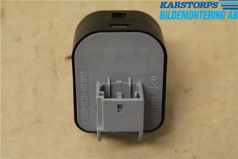 Audi A6/S6     05-11 Strömställare Spegel