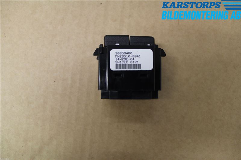 Volvo XC70 14-16 Strömställare Stolvärme