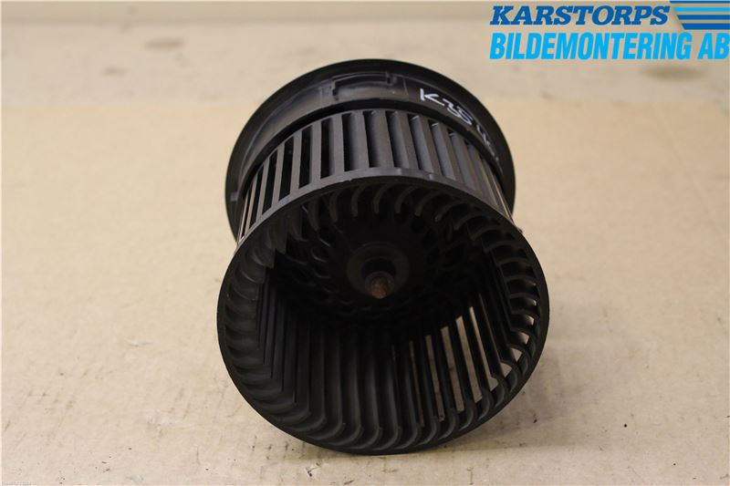 Peugeot 308 08-13 Värmefläkt