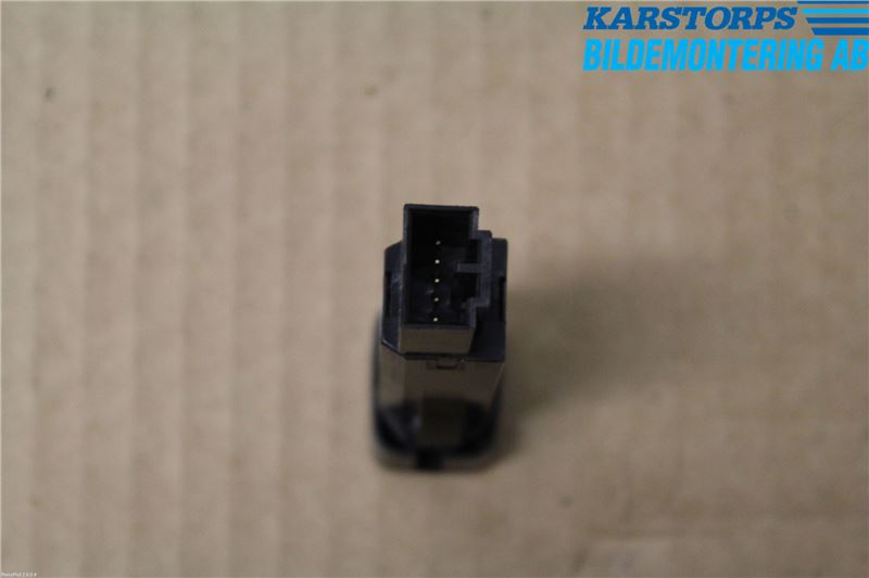 Volvo V60 11-13 Strömställare Varnings