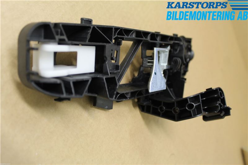 Mercedes-Benz MB C-KLASS (W205) 14-21 Dörrhandtag Yttre Hö