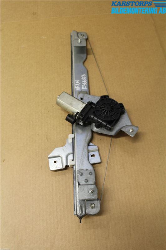 Dacia DUSTER 10-17 Fönsterhiss El Kompl