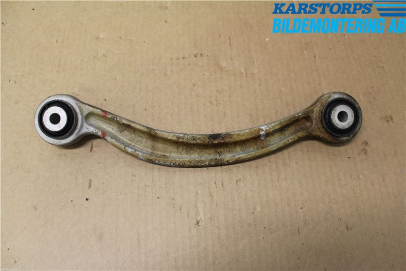 Mercedes-Benz MB C-KLASS (W205) 14-21 Momentstag Bak