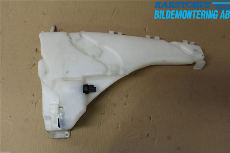 Volvo C30 07-10 Spolartank Vindruta-Strål