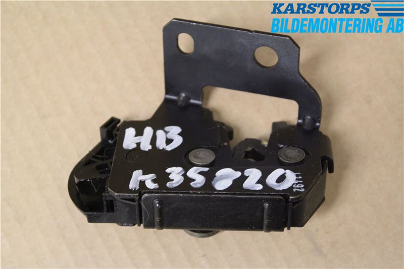 Volvo XC90 03-06 Låskista Baklucka