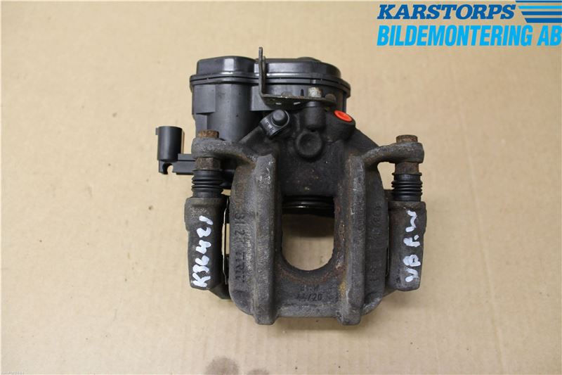 BMW 5 F10/F11/F18 09-17 Bromsok Bak Vänster