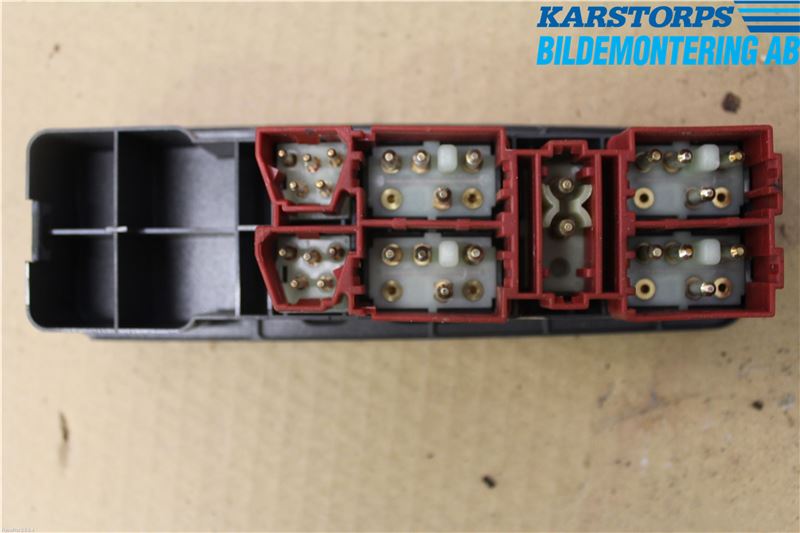 Volvo S40/V40    96-04 Strömställare Elhiss