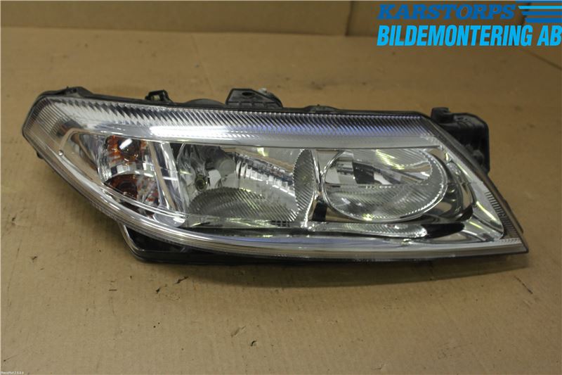 Renault LAGUNA II  01-05 Strålkastare Höger