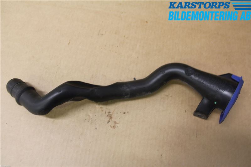 Volvo V60 14-18 Spolartank Påfyllningsrör