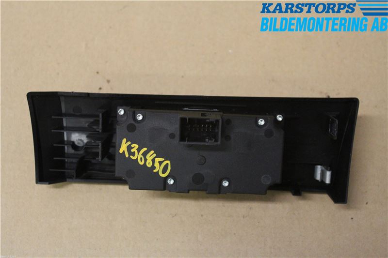 BMW 5 E60/61 Sed/Tou 02-10 Strömställare Ljus