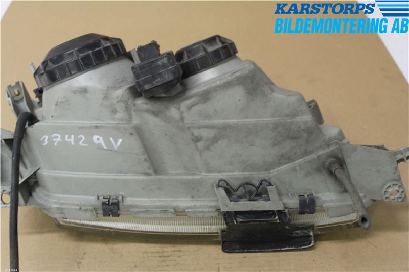 Saab 9-5 -05 Strålkastare Vänster