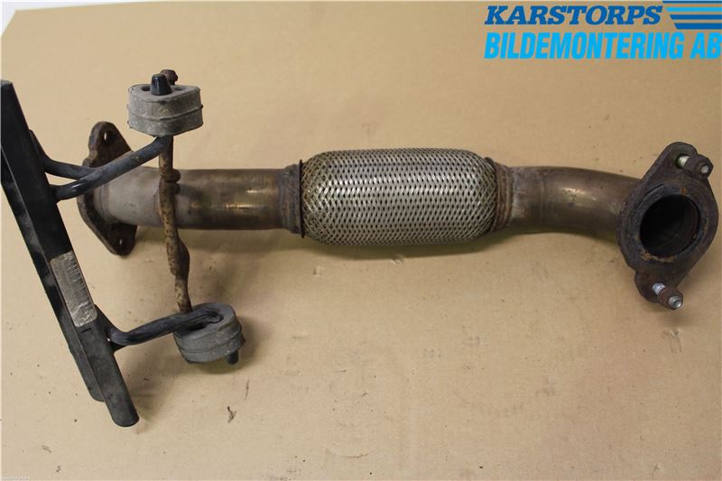 Volvo S80 07-13 Avgas Främre Rör