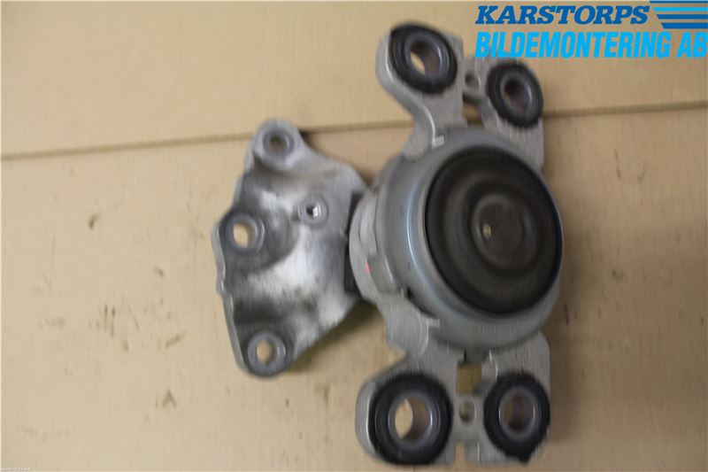 Volvo XC60 14-17 Motorkudde