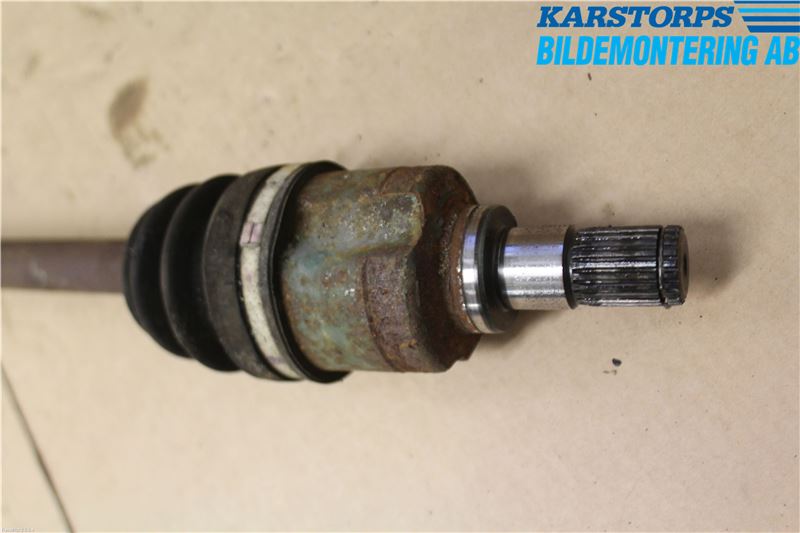 Suzuki SWIFT 05-10 Drivaxel Fram Höger